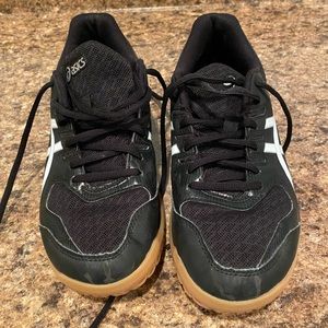 ASICS Volleyball Court Shoe size 7.5